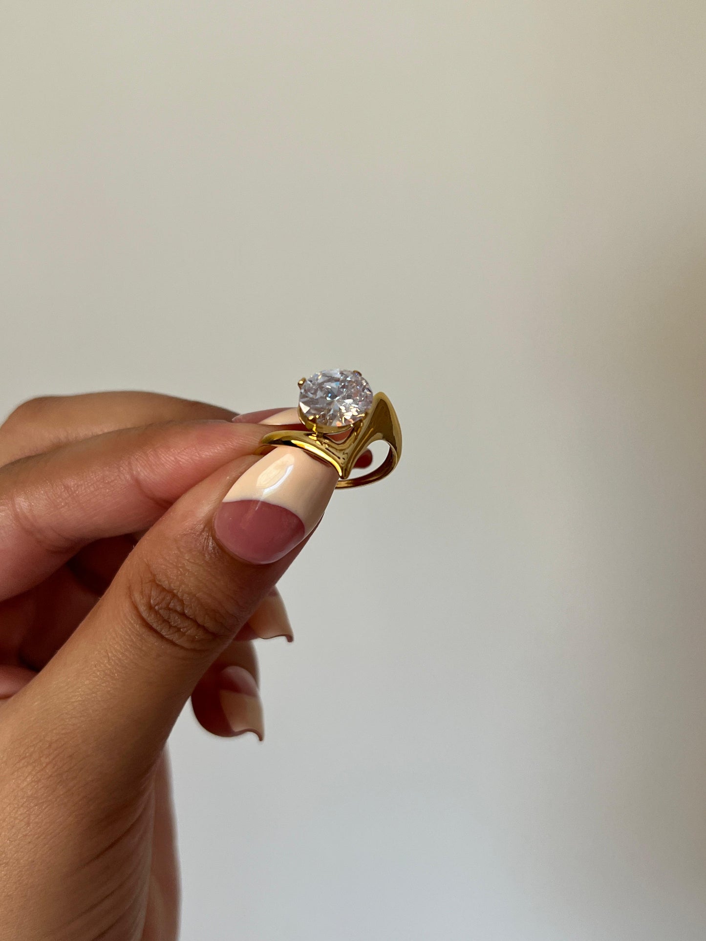 Lustra Ring