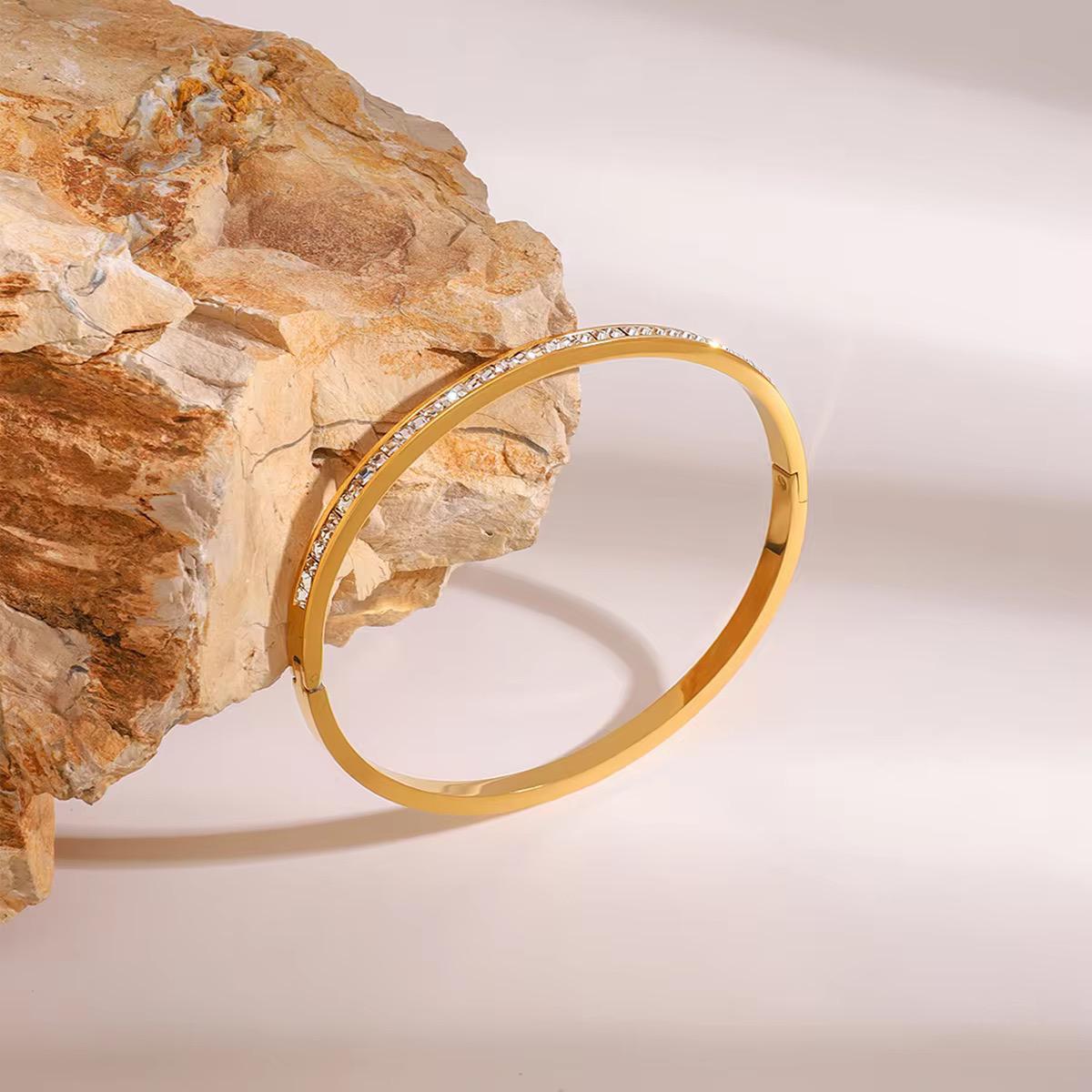 Stellure Bangle