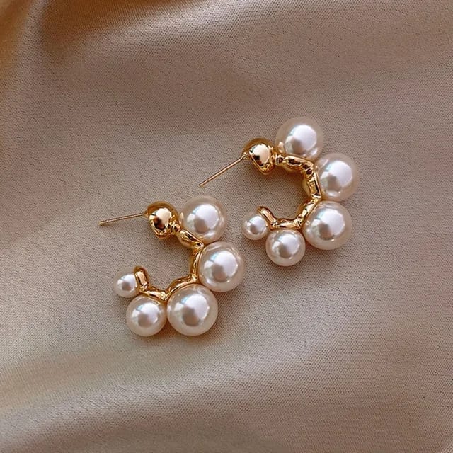 Pearl hoops pair