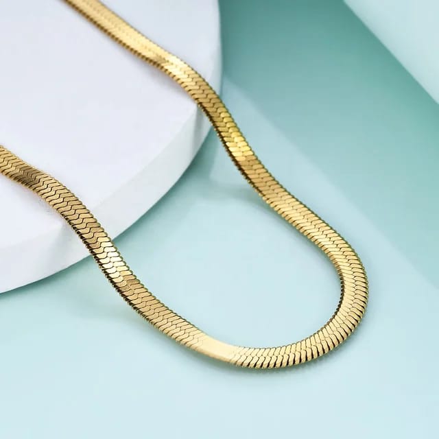 Sleek Elegance Chain