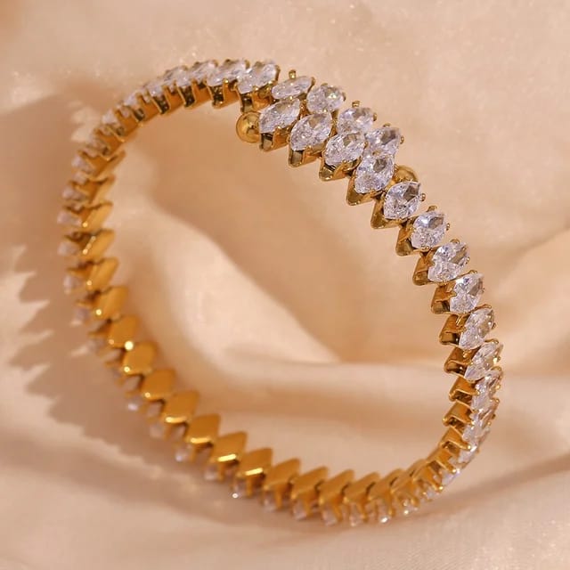 scintilla Bangle