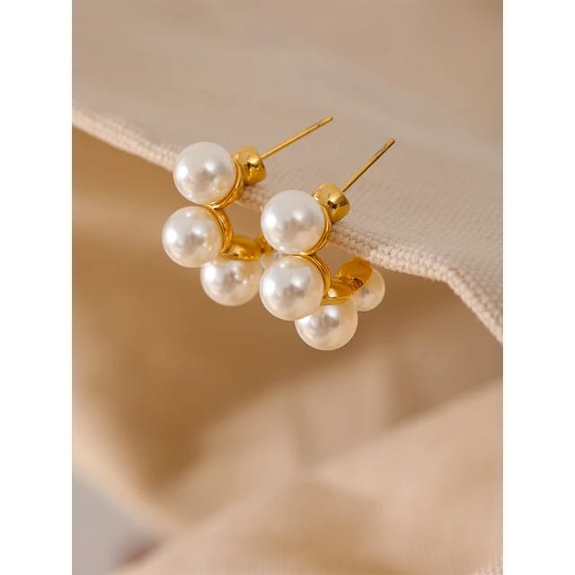 Pearl hoops pair