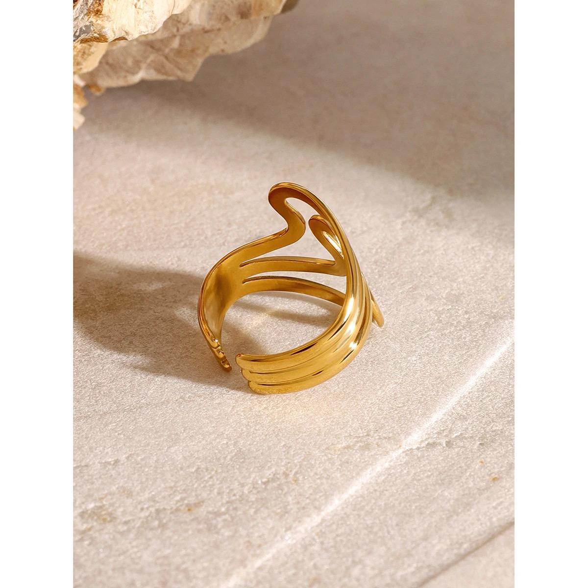 Aurora Waves Ring